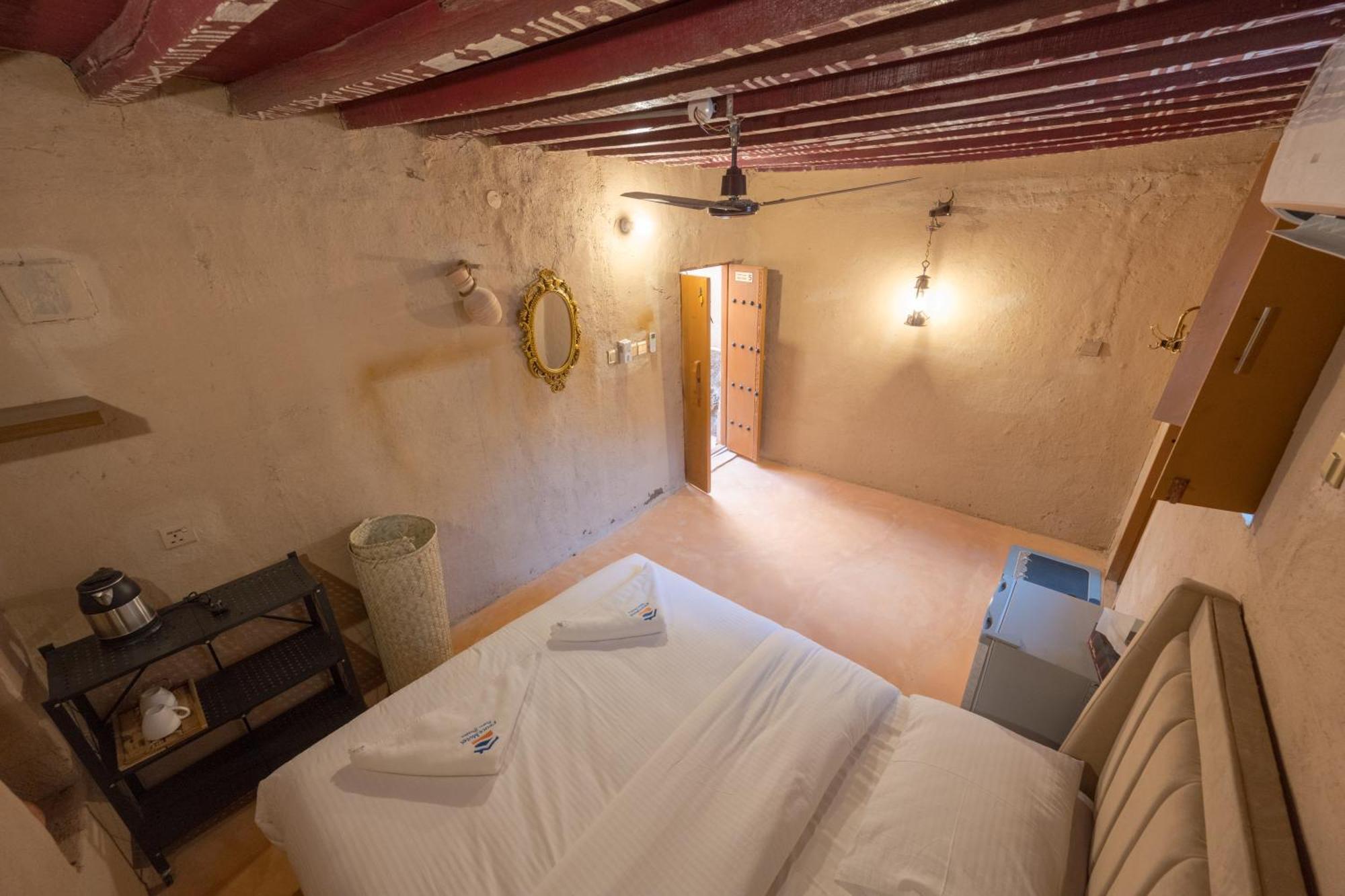 بيت نُزل السلام Bait Salam Inn Al Hamra Luaran gambar