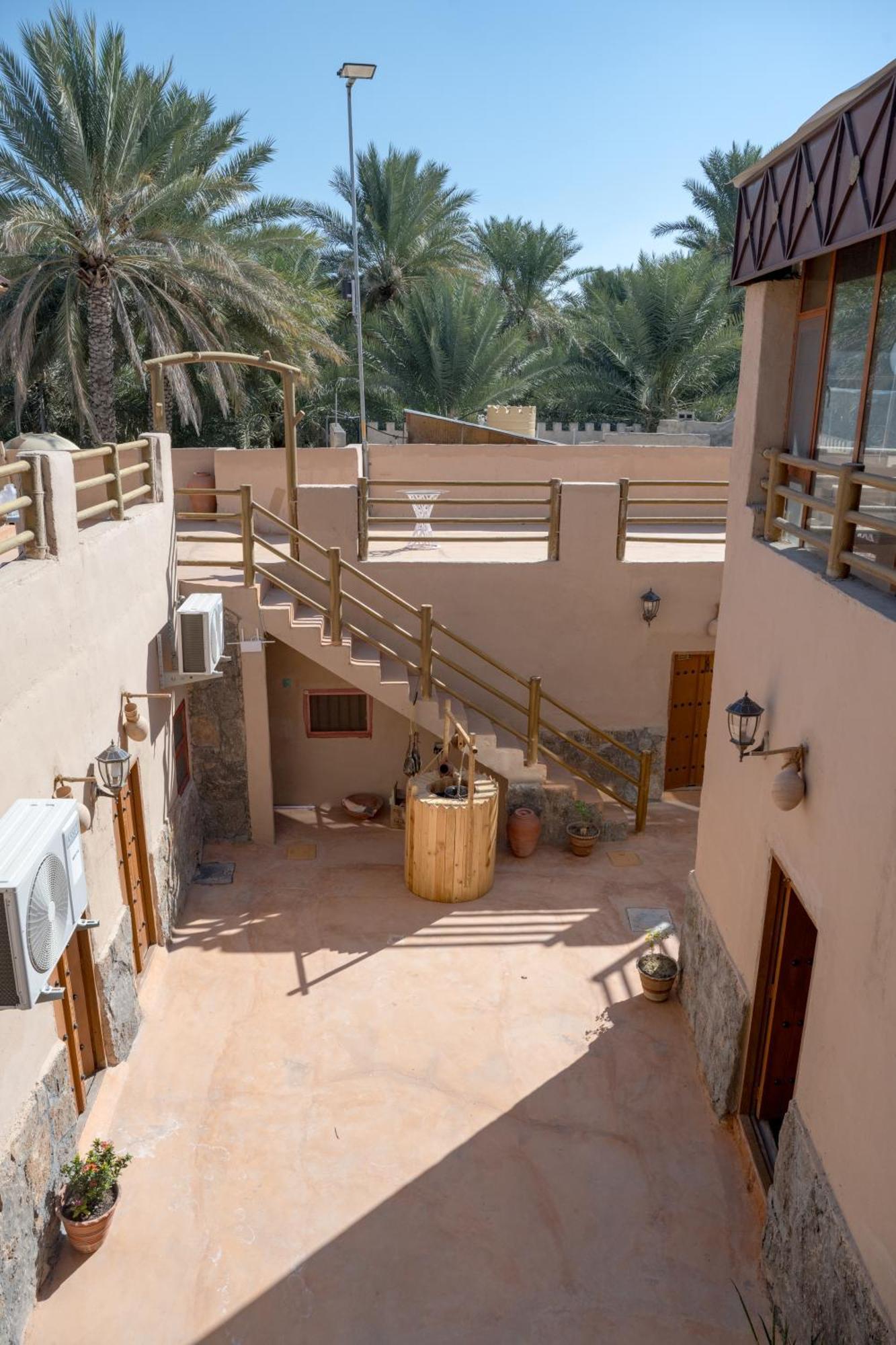 بيت نُزل السلام Bait Salam Inn Al Hamra Luaran gambar