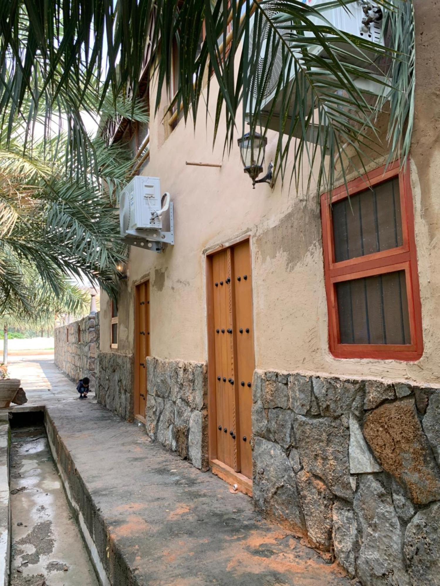 بيت نُزل السلام Bait Salam Inn Al Hamra Luaran gambar
