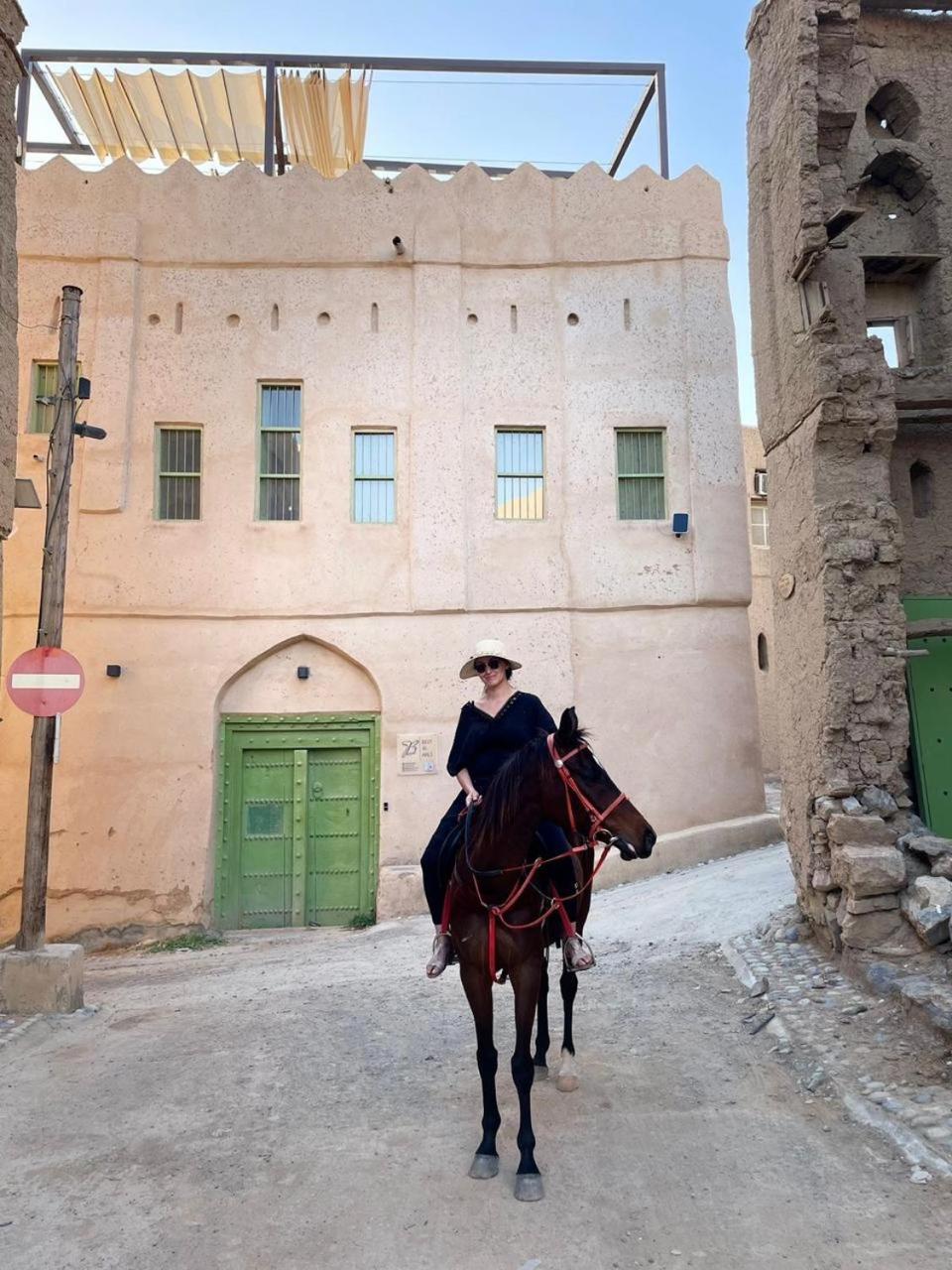 بيت نُزل السلام Bait Salam Inn Al Hamra Luaran gambar
